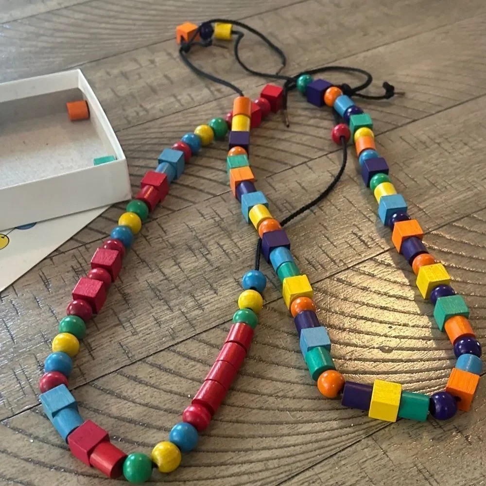 Made in 🇺🇸 Colored Beads & Lace Set 1985 Kick it Old School 🏫 Grades K-5 RETRO